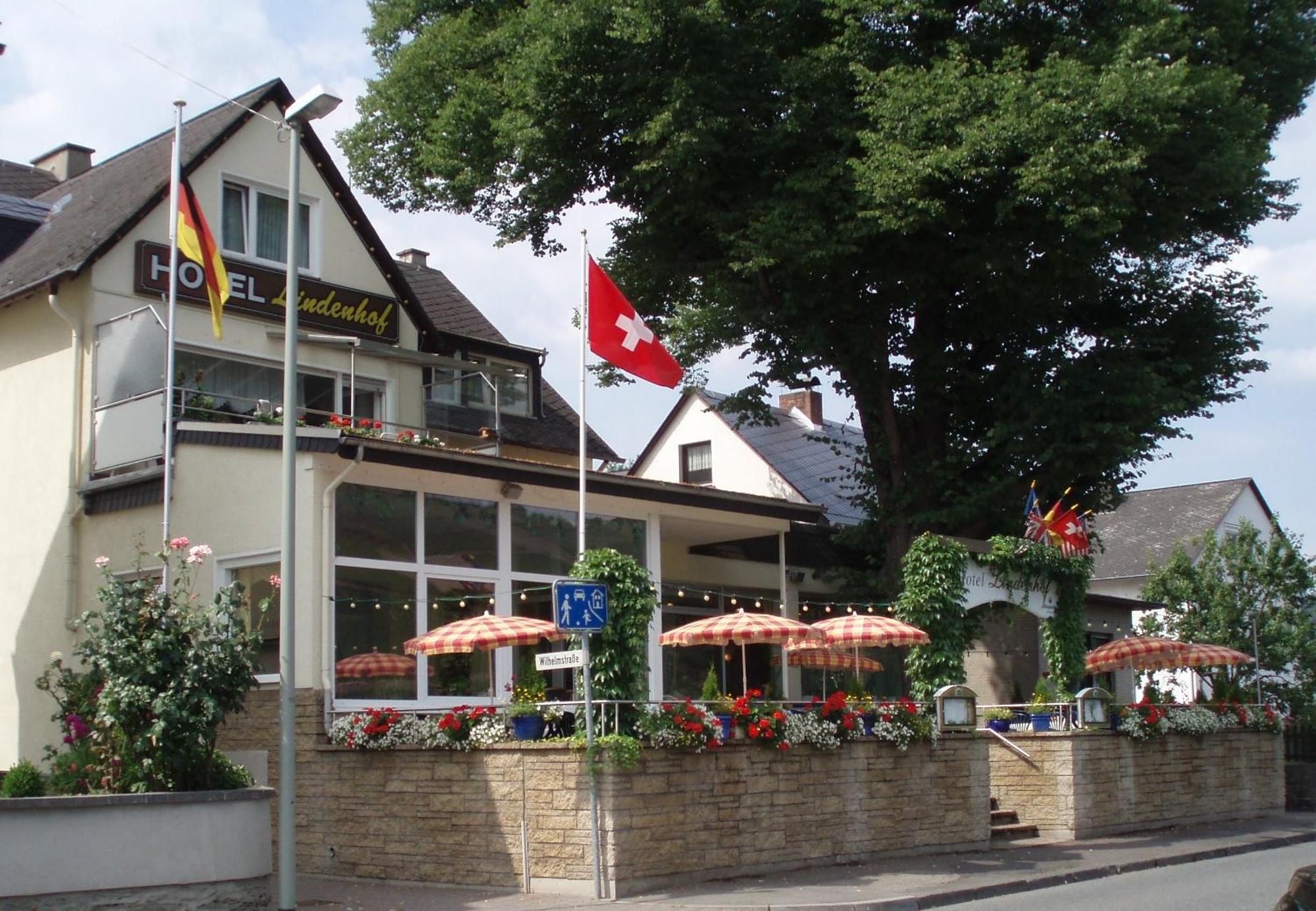 Hotel Lindenhof Osterspai Exteriér fotografie